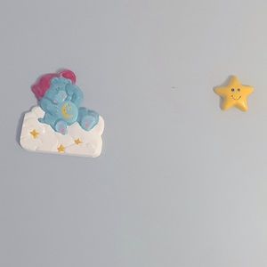 Vintage care bare and star wall decor